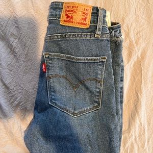 Levi jeans high rise skinny ankle 26